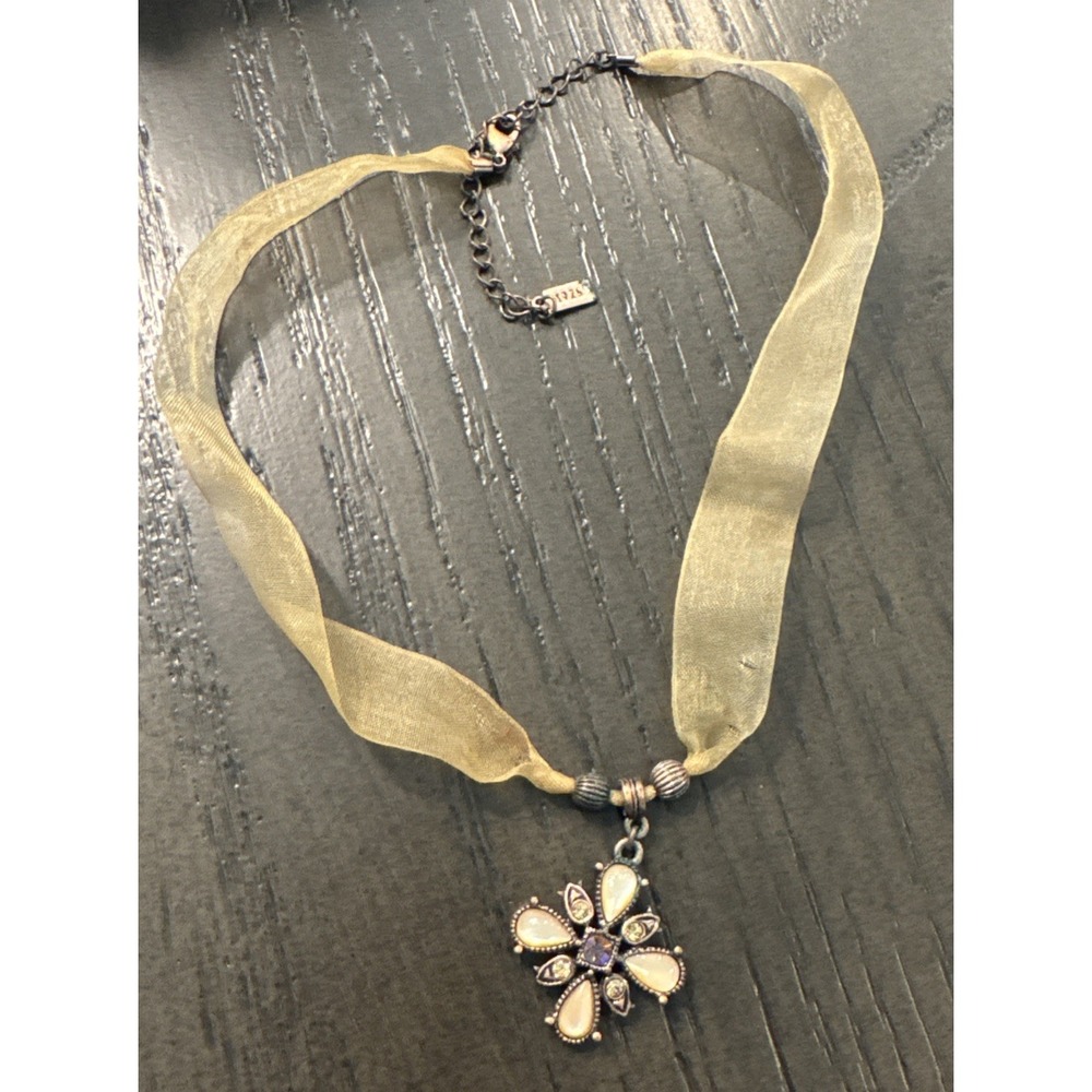 1928 gold tone Beaded Pendant On A Gold Ribbon Necklace